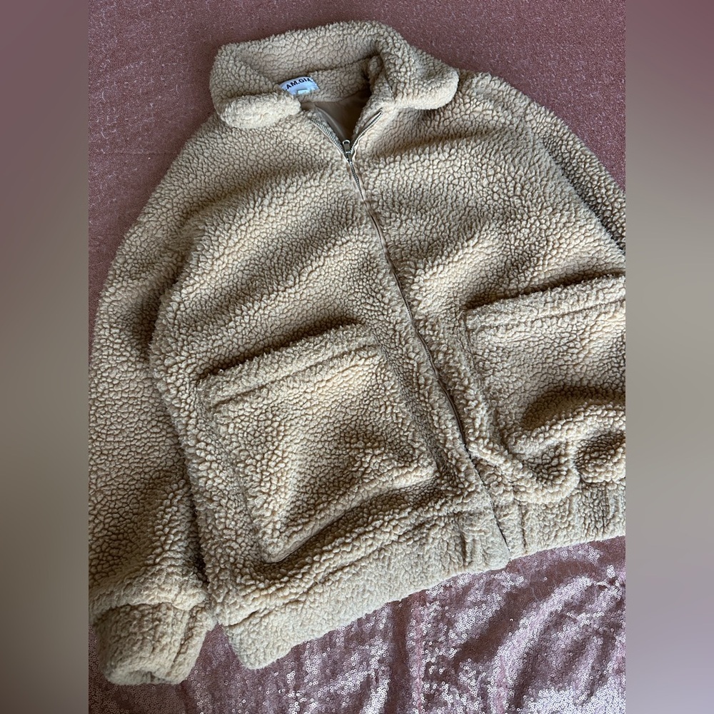 I.AM. GIA Teddy Pixie Teddy Bear tan Coat jacket Sz S/M. Cozy, Minimalist, Trend